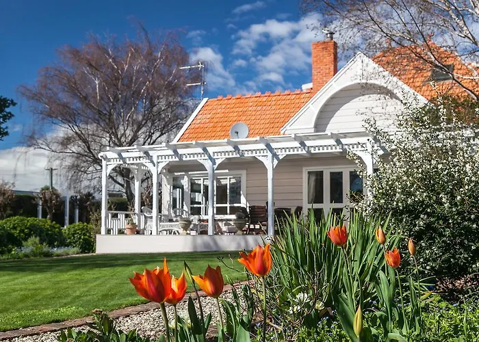 Anglesea House Inn