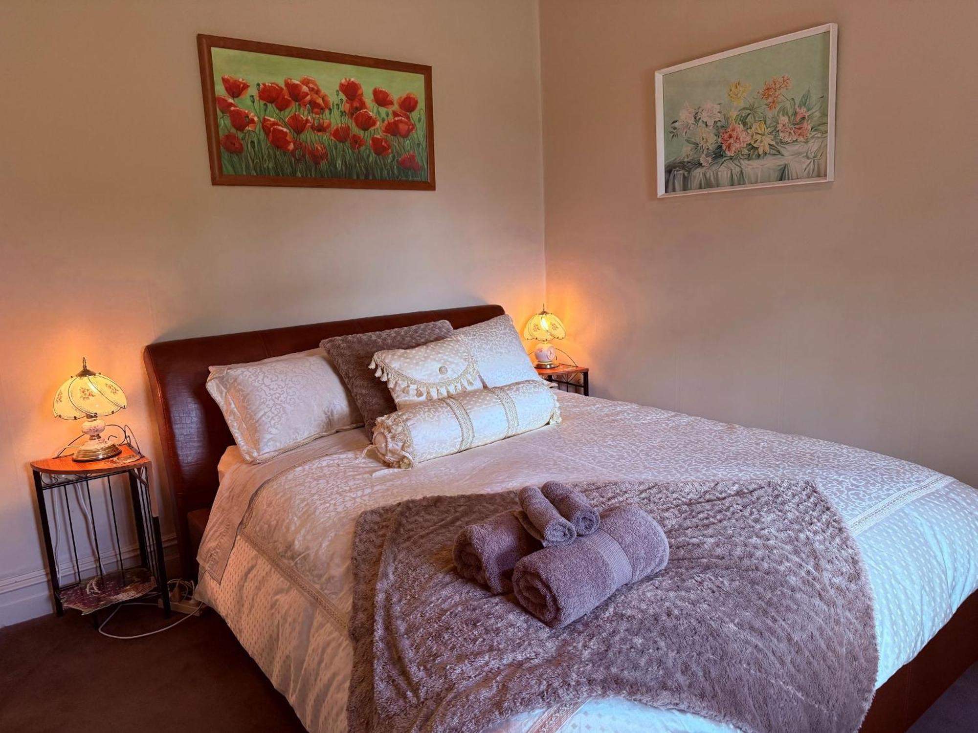 Bed & Breakfast Anglesea House *
