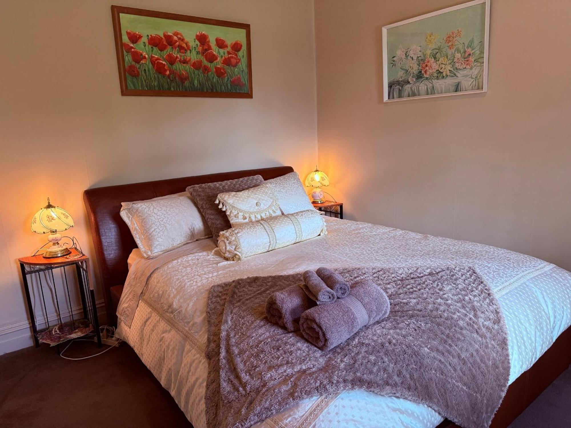 Bed & Breakfast Anglesea House Renwick